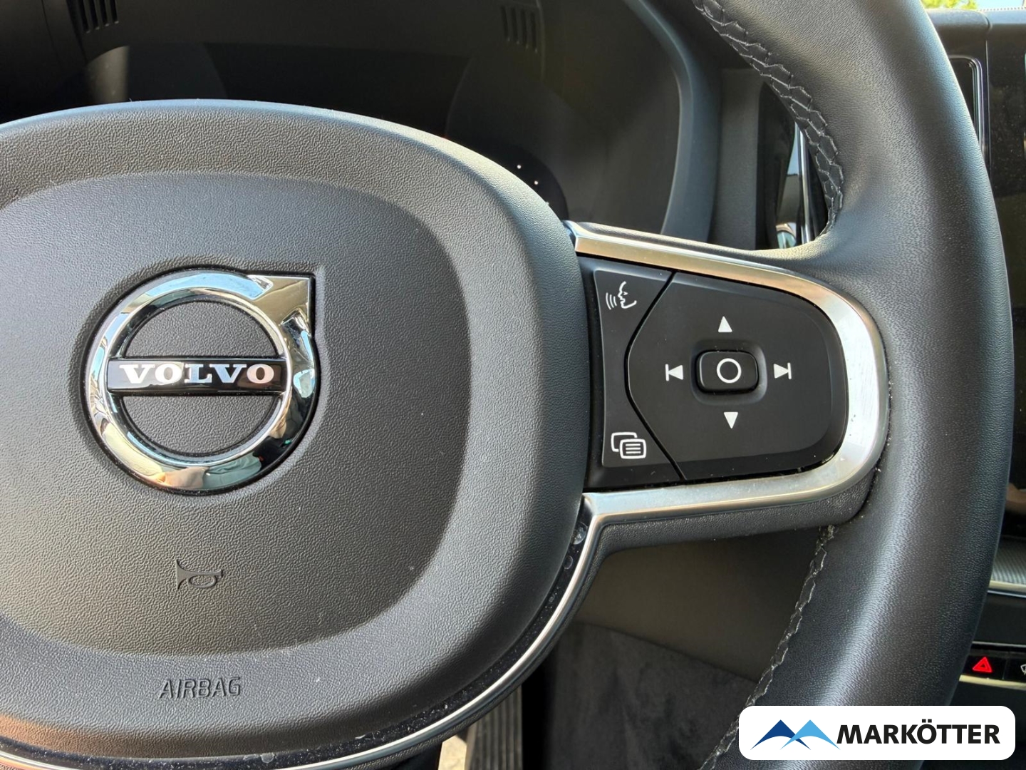 Fahrzeugabbildung Volvo XC60 T6 AWD Inscription Expression Recharge PANO
