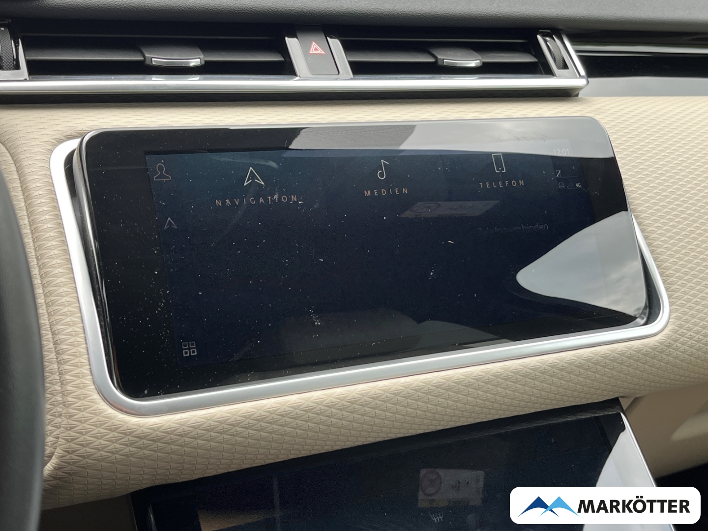 Fahrzeugabbildung Land Rover Range Rover Velar P250 R-Dynamic SE ACC/AHK/Memory