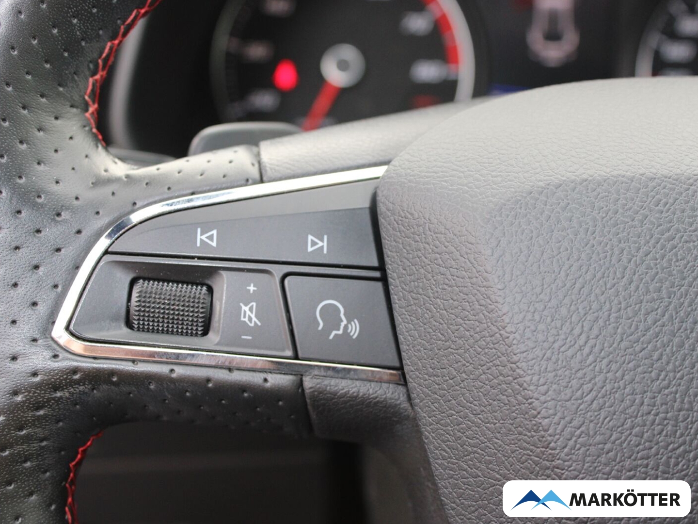 Fahrzeugabbildung SEAT Leon ST FR NAVI/SHZ/LED/LEDER/DAB/PANO