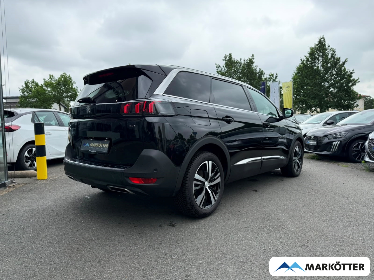 Fahrzeugabbildung Peugeot 5008 GT 7-Sitzer ACC/BLISS/CAM/DAB/NAVI/SHZ