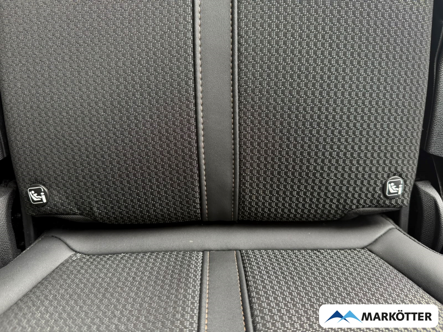 Fahrzeugabbildung Peugeot 5008 GT 7-Sitzer ACC/BLISS/CAM/DAB/NAVI/SHZ