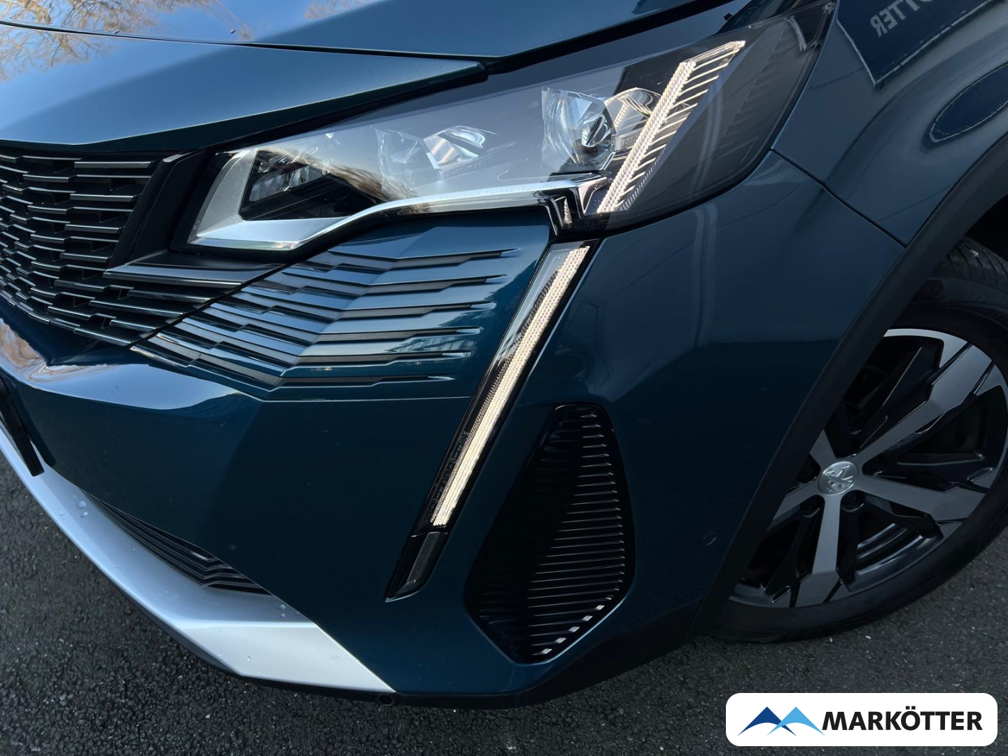 Fahrzeugabbildung Peugeot 3008 GT ab 1,99%/SHZ/360CAM/NAVI/PDC/LED/CRPLY