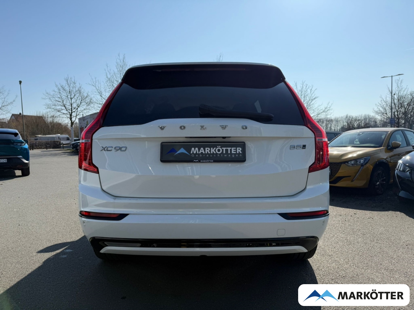 Fahrzeugabbildung Volvo XC90 B5 AWD Ultimate Dark 7-Sitz. AHK/ACC/360°