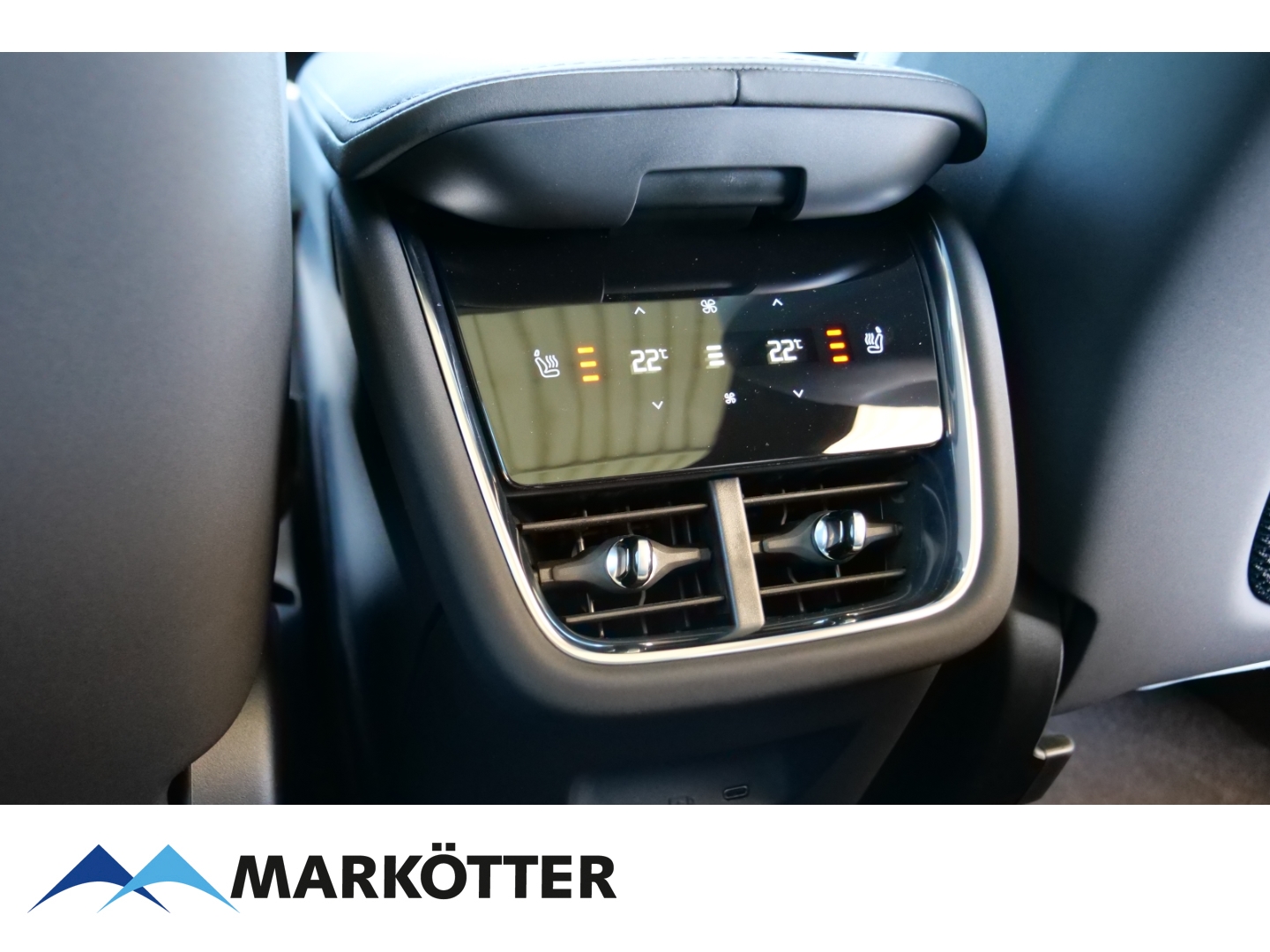 Fahrzeugabbildung Volvo EX90 Ultra Twin Motor AWD 7-Sitzer/22''/B&W/AHK