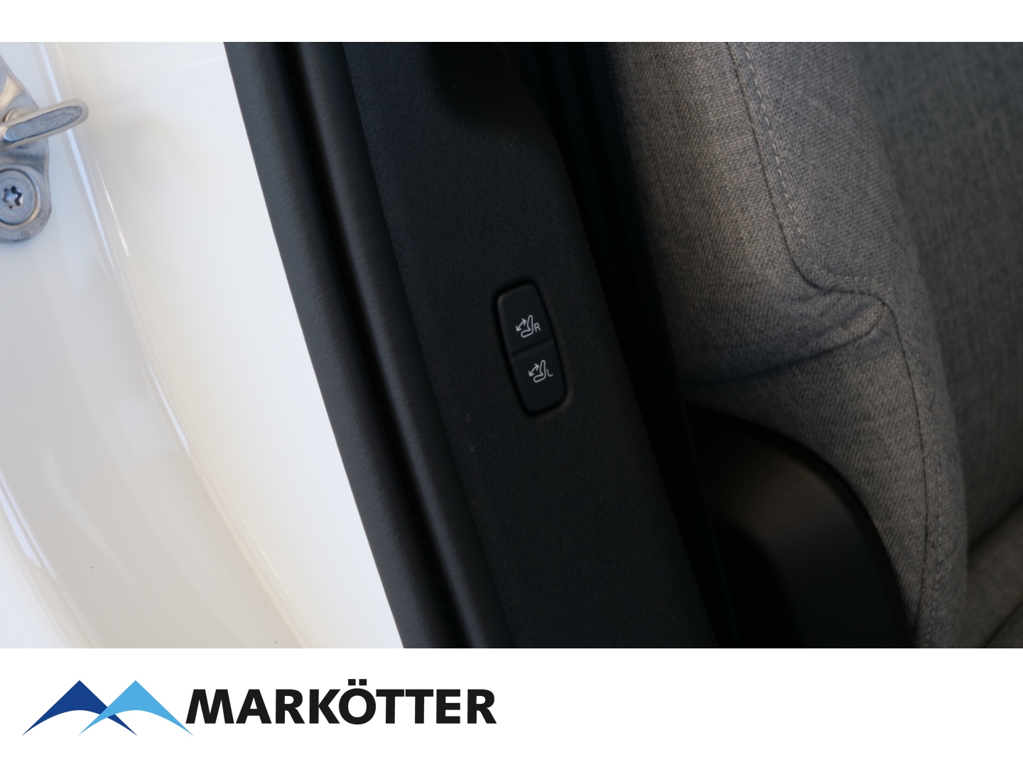 Fahrzeugabbildung Volvo EX90 Ultra Twin Motor AWD 7-Sitzer/22''/B&W/AHK