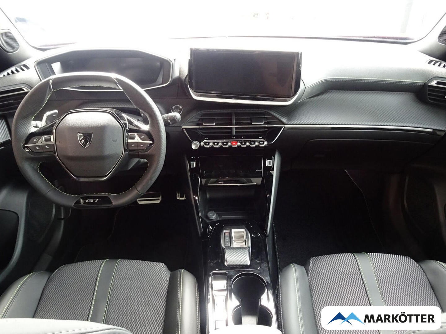 Fahrzeugabbildung Peugeot 2008 GT 145/ACC/CAM/NAVI/Pano/Keyless/LED