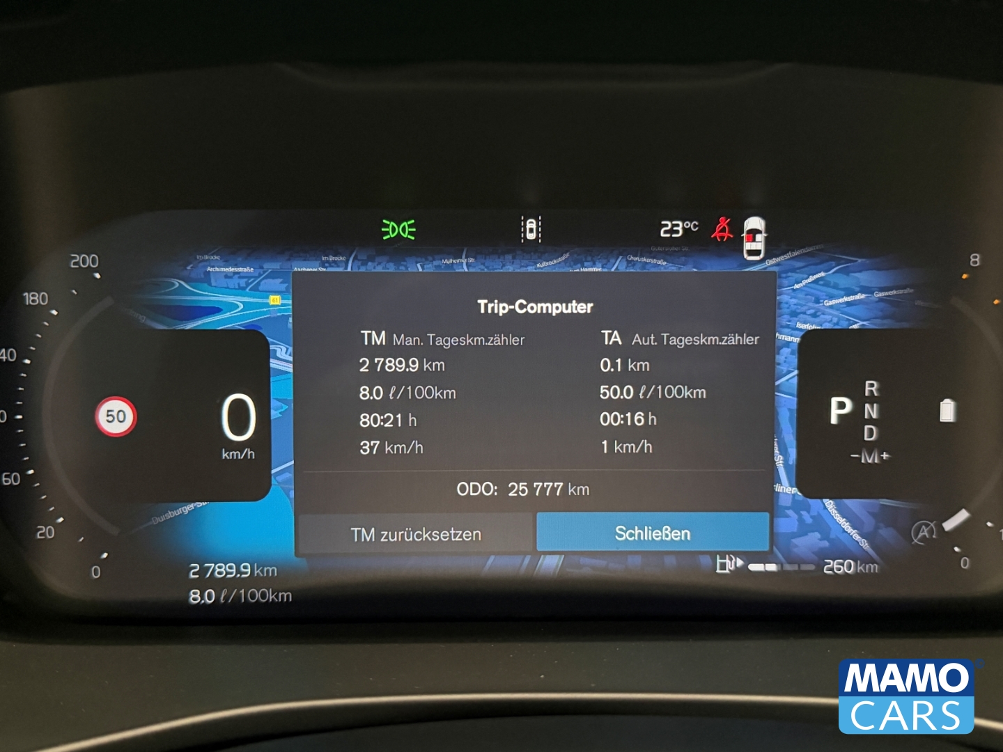 Fahrzeugabbildung Volvo XC40 B4 Plus Dark BLIS/H&K/4xSHZ/PANO/360CAM
