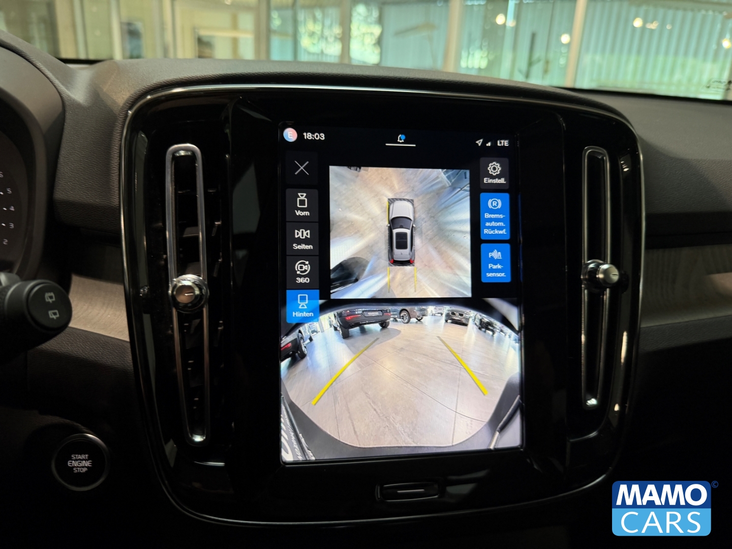 Fahrzeugabbildung Volvo XC40 B4 Plus Dark BLIS/H&K/4xSHZ/PANO/360CAM