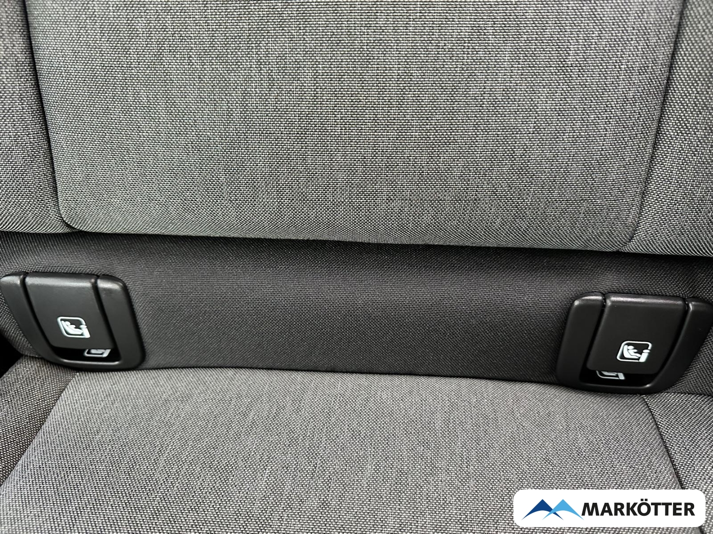 Fahrzeugabbildung Volvo XC40 Plus Black Edition B3/PANO/360°CAM/H&K