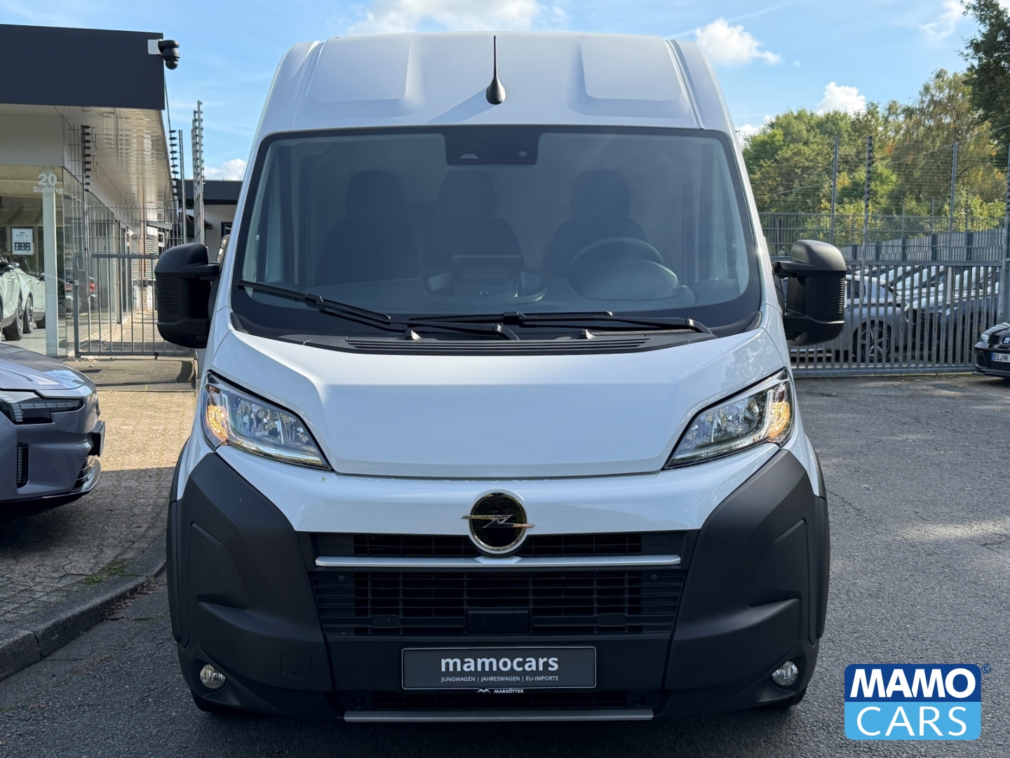 Fahrzeugabbildung Opel Movano Kasten 3.5t verstärkt L4H2 BlueHDI180