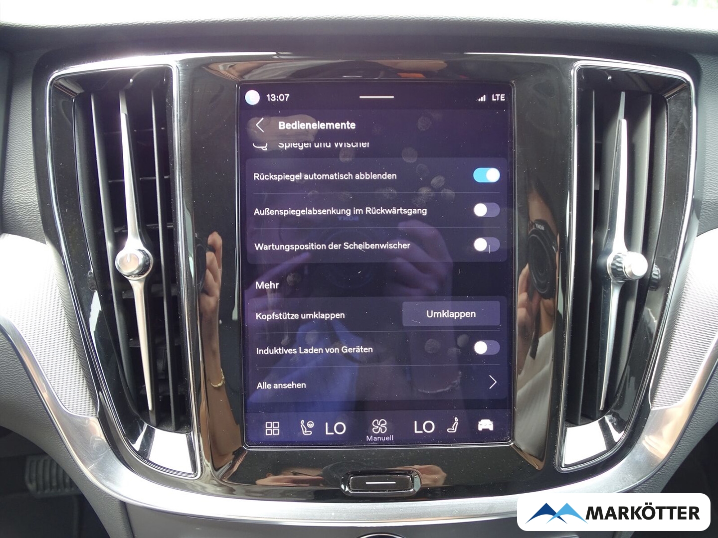 Fahrzeugabbildung Volvo V60 Plus Dark B4 EU6d/LED/PDC/SHZ/360°CAM/