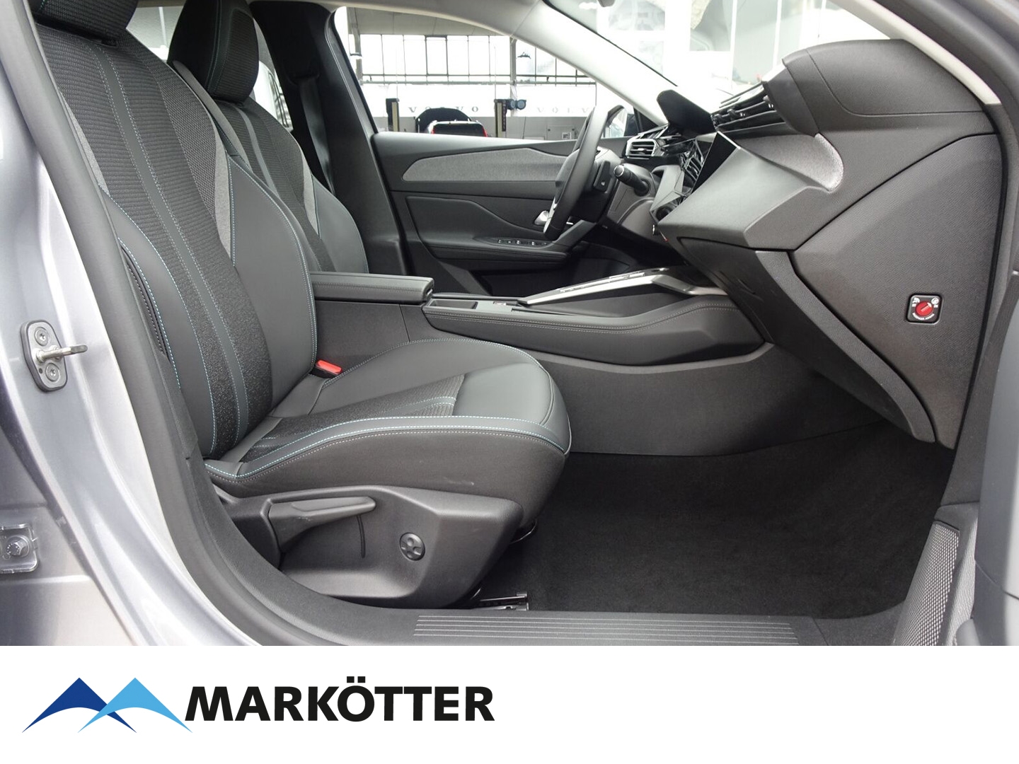 Fahrzeugabbildung Peugeot 308 SW Allure 1.2 PureTech 130 ACC/KEYLESS/360