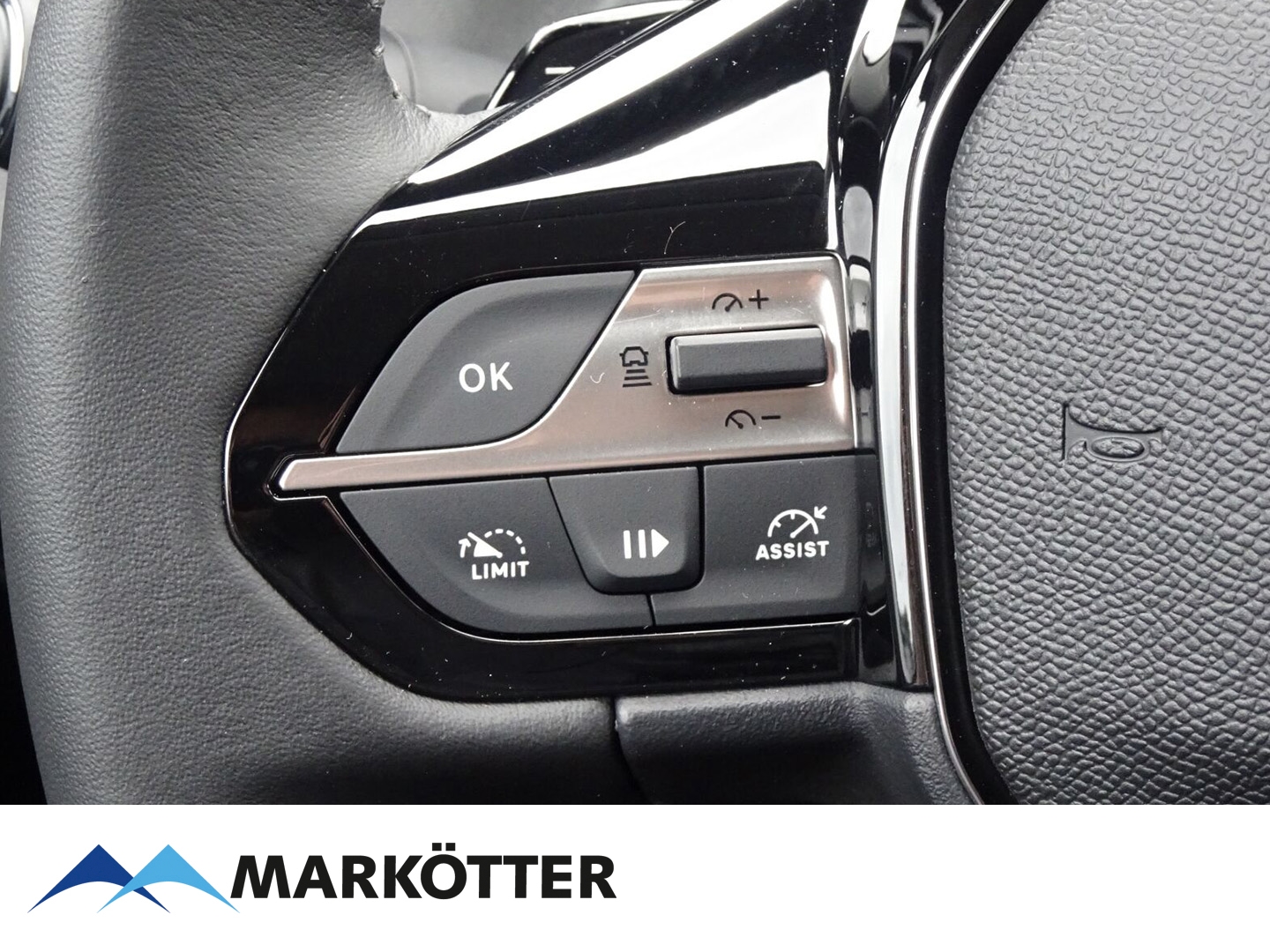 Fahrzeugabbildung Peugeot 308 SW Allure 1.2 PureTech 130 ACC/KEYLESS/360