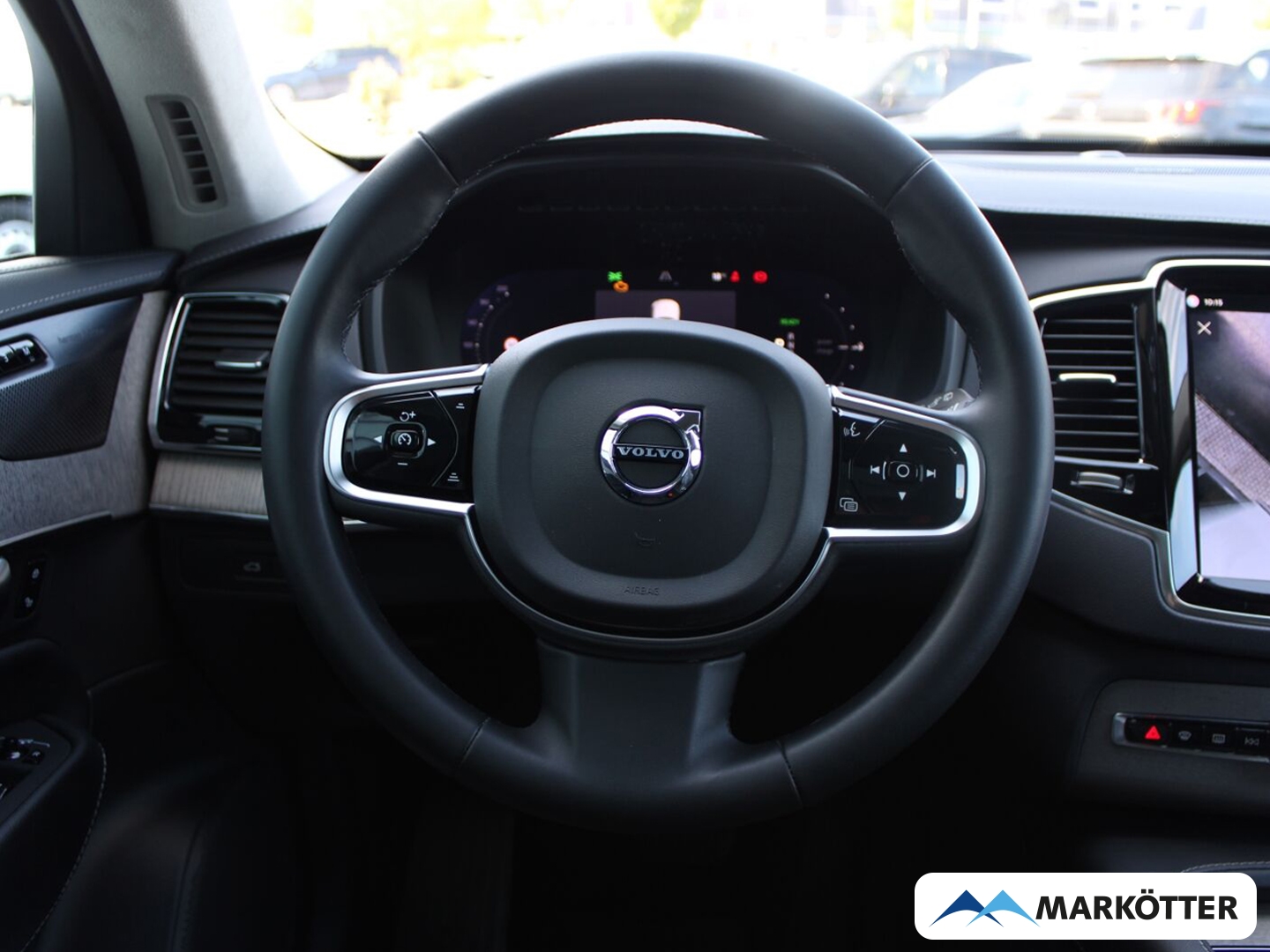 Fahrzeugabbildung Volvo XC90 Ultimate Bright Recharge Plug-In Hybrid AWD 7-Sitzer
