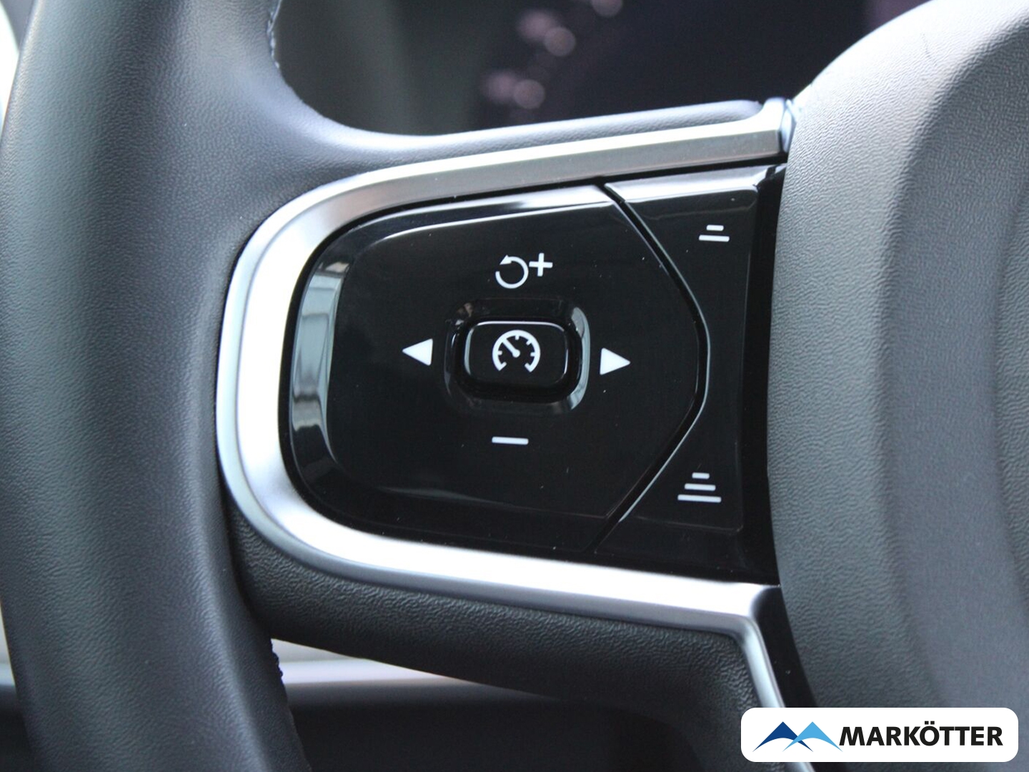 Fahrzeugabbildung Volvo XC90 Ultimate Bright Recharge Plug-In Hybrid AWD 7-Sitzer