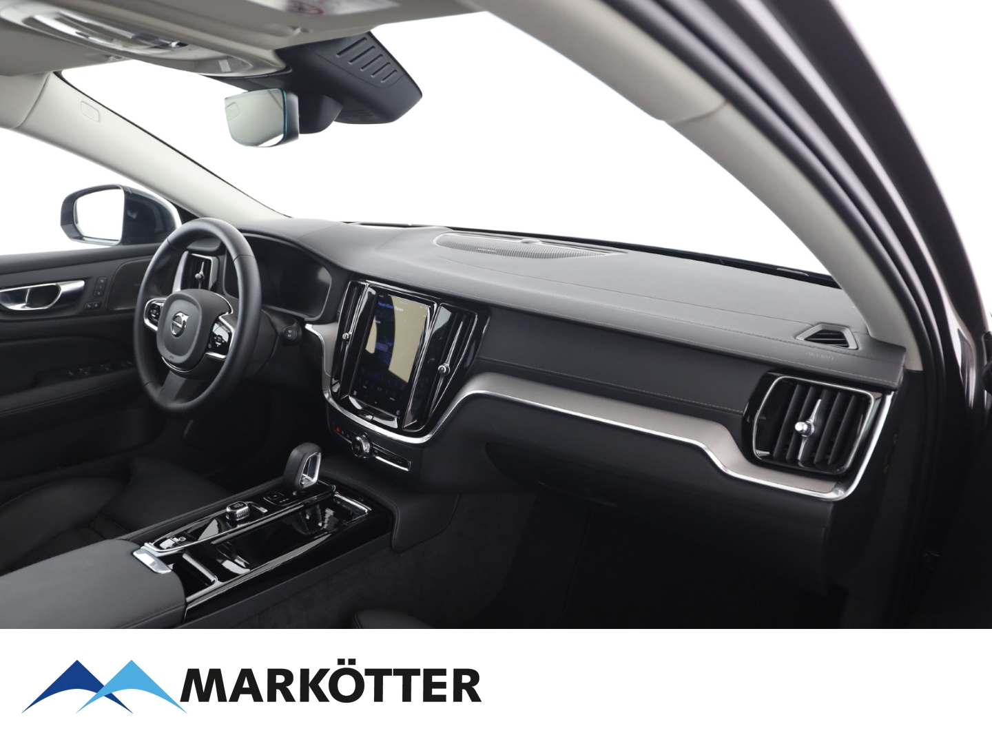 Fahrzeugabbildung Volvo V60 Kombi Ultra Dark Recharge Plug-In Hybrid AWD T6