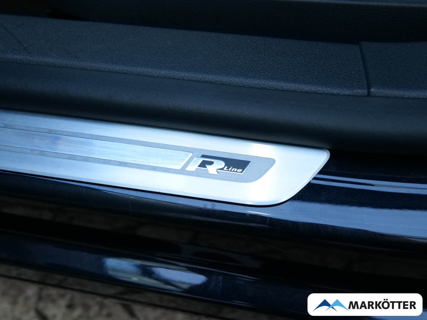Fahrzeugabbildung Volkswagen Tiguan 2.0 TDI 4motion R-Line Alcantara/AHK