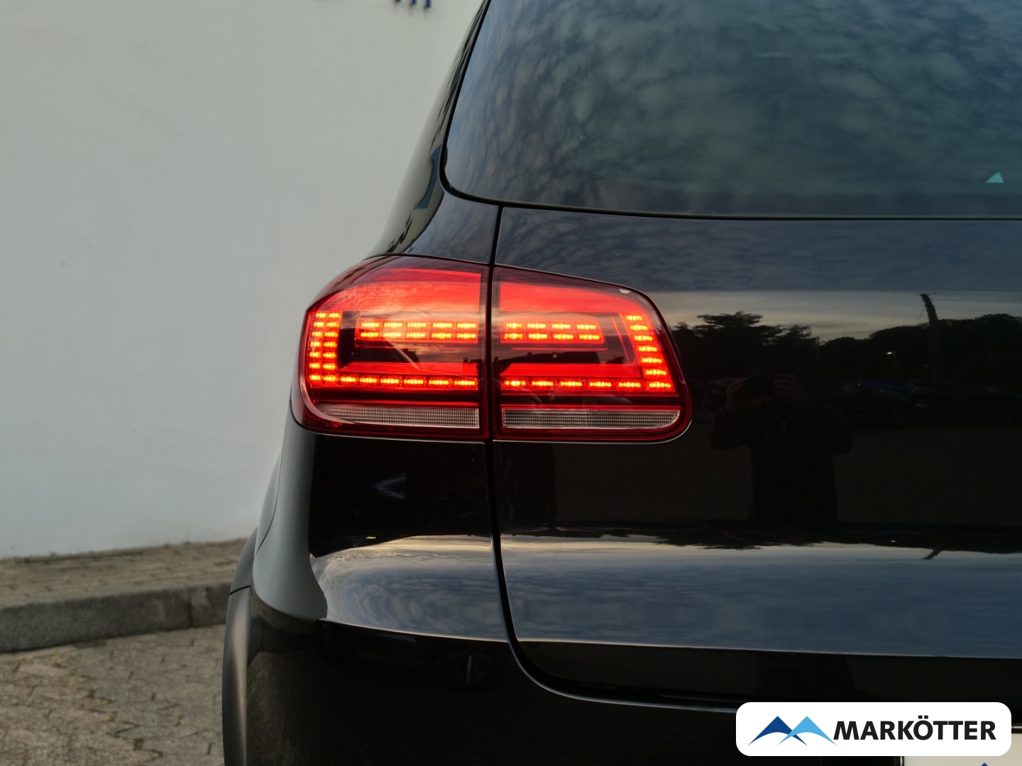 Fahrzeugabbildung Volkswagen Tiguan 2.0 TDI 4motion R-Line Alcantara/AHK