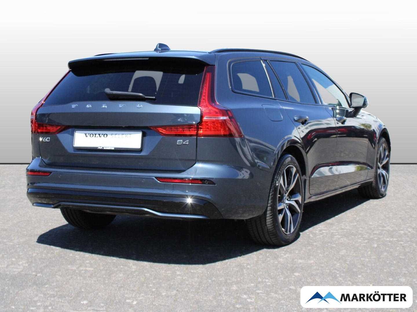 Fahrzeugabbildung Volvo V60 B4 Plus Dark PANO/360/H&K/BLIS/ACC/VOLL-LED