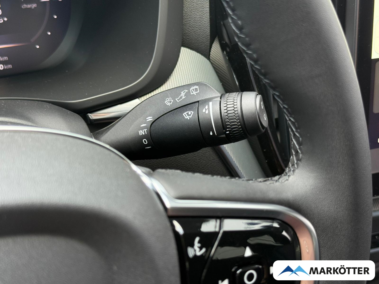 Fahrzeugabbildung Volvo XC60 T8 AWD Plus Black Edition Plug-In Hybrid
