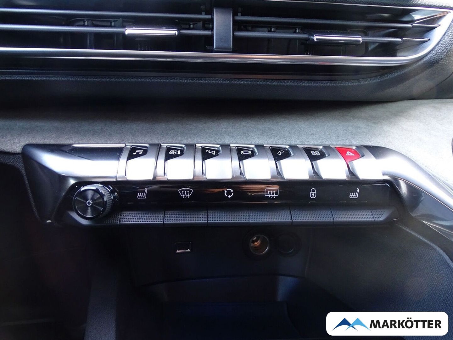 Fahrzeugabbildung Peugeot 5008 GT 1.2 PureTech 130 EU6d 7-Sitzer Navi/LED