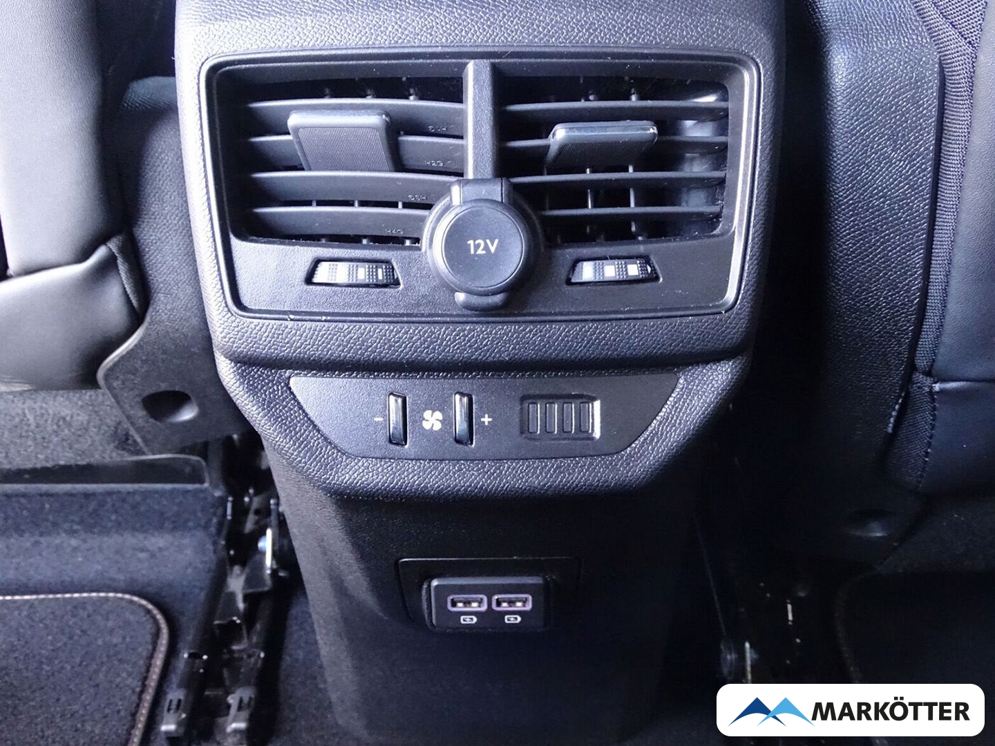 Fahrzeugabbildung Peugeot 5008 GT 1.2 PureTech 130 EU6d 7-Sitzer Navi/LED