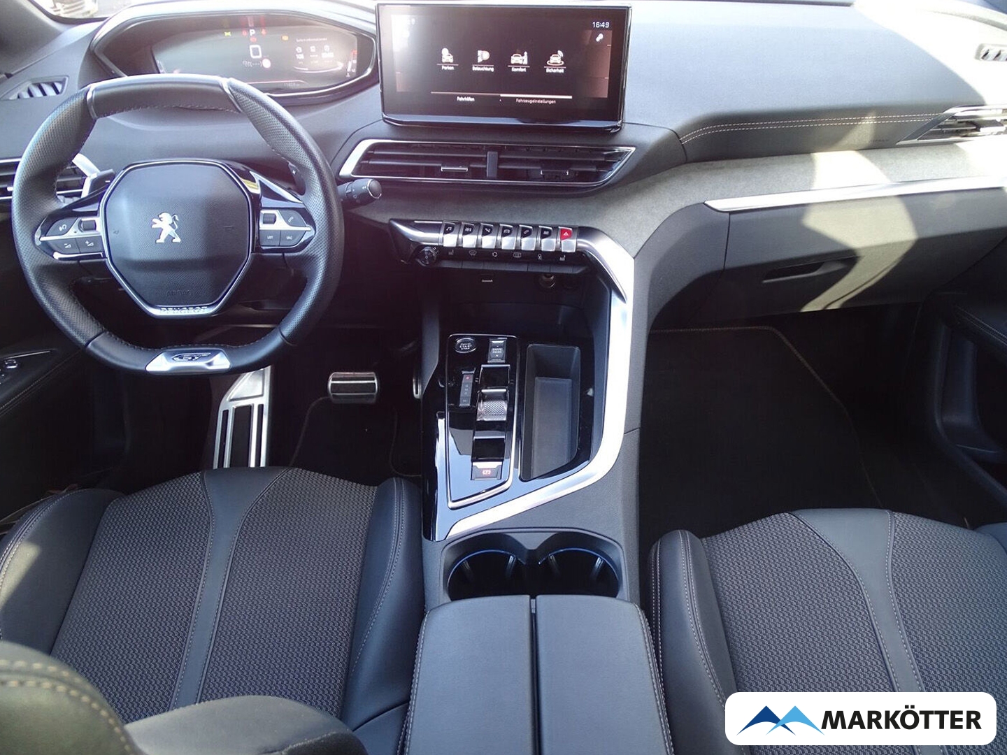 Fahrzeugabbildung Peugeot 5008 GT 1.2 PureTech 130 EU6d 7-Sitzer Navi/LED