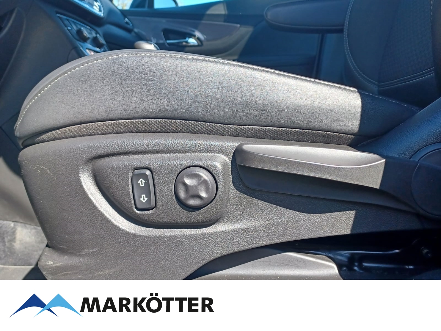 Fahrzeugabbildung Opel Mokka X 1.4 T Innovation Color AHK/SHZ/LHZ/CAM