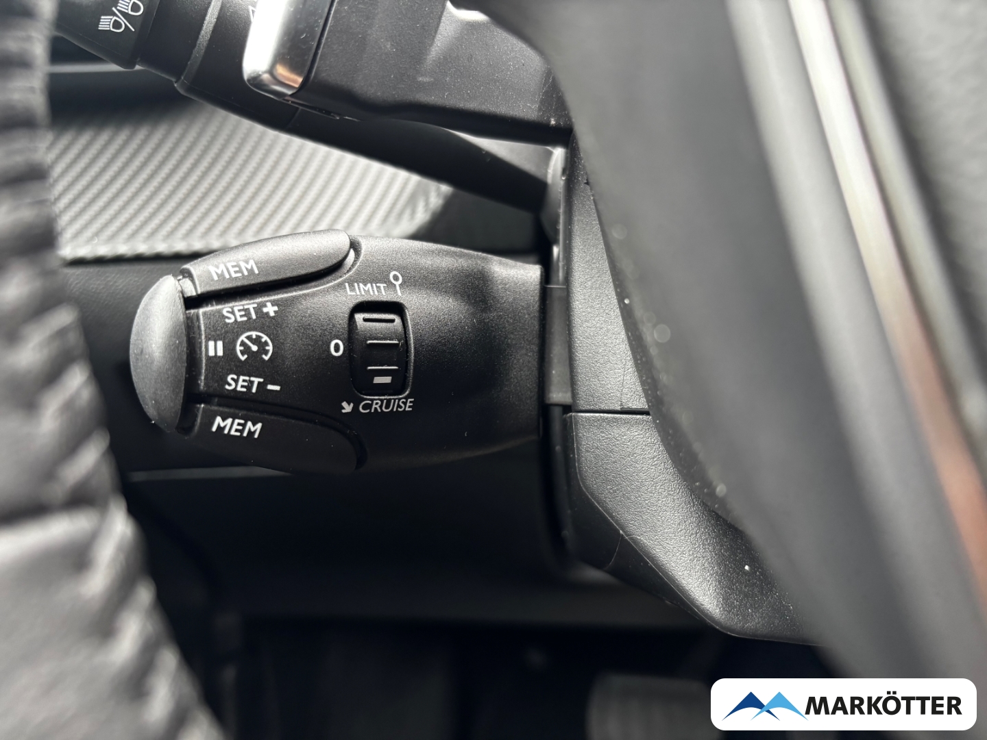 Fahrzeugabbildung Peugeot 208 Allure Hybrid APPLE/KLIMA/CAM/SHZ/LED/TEMPO
