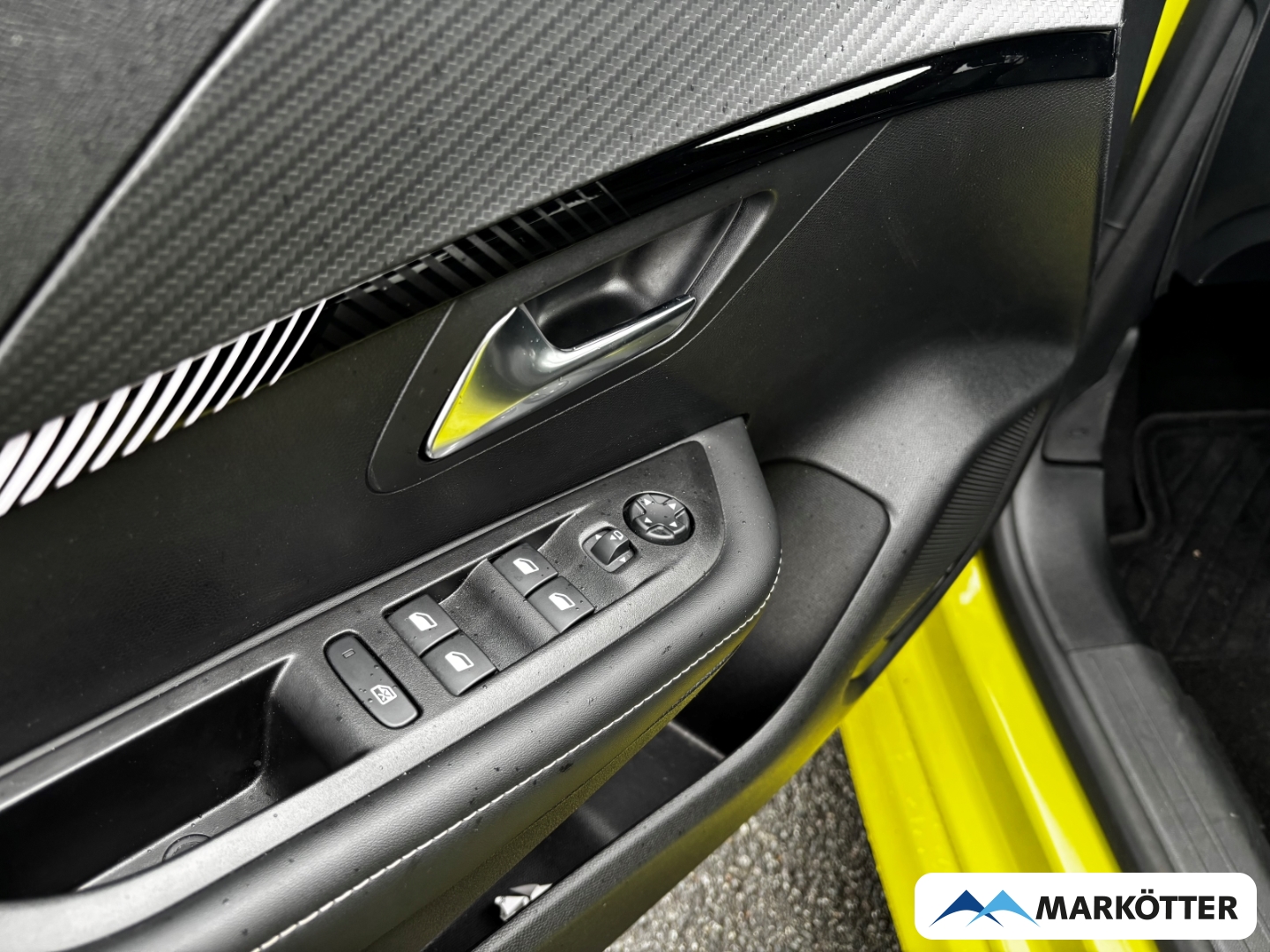 Fahrzeugabbildung Peugeot 208 Allure Hybrid APPLE/KLIMA/CAM/SHZ/LED/TEMPO