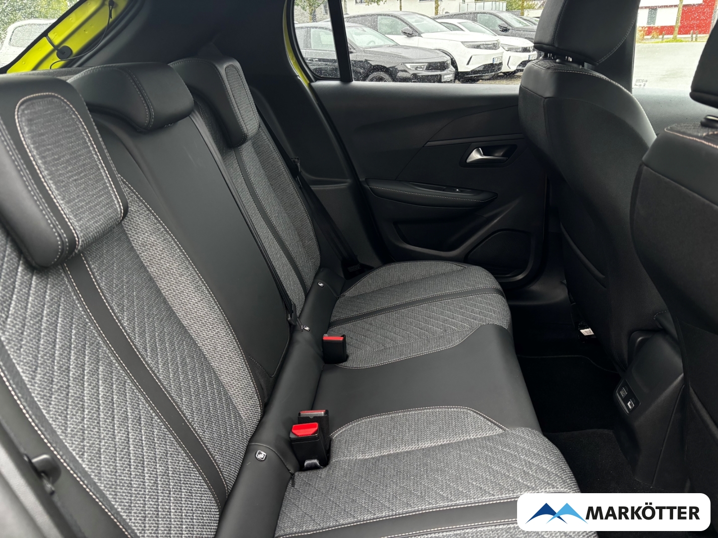 Fahrzeugabbildung Peugeot 208 Allure Hybrid APPLE/KLIMA/CAM/SHZ/LED/TEMPO