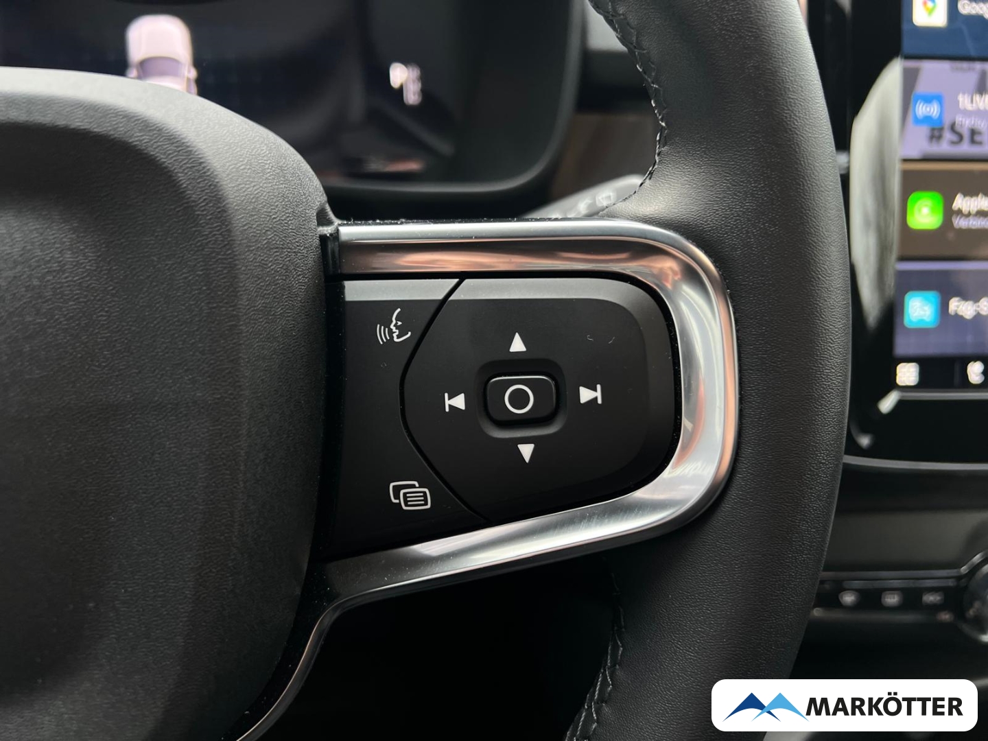 Fahrzeugabbildung Volvo XC40 Plus Recharge Pure 2WD ACC/CAM/WÄRMEPUMPE