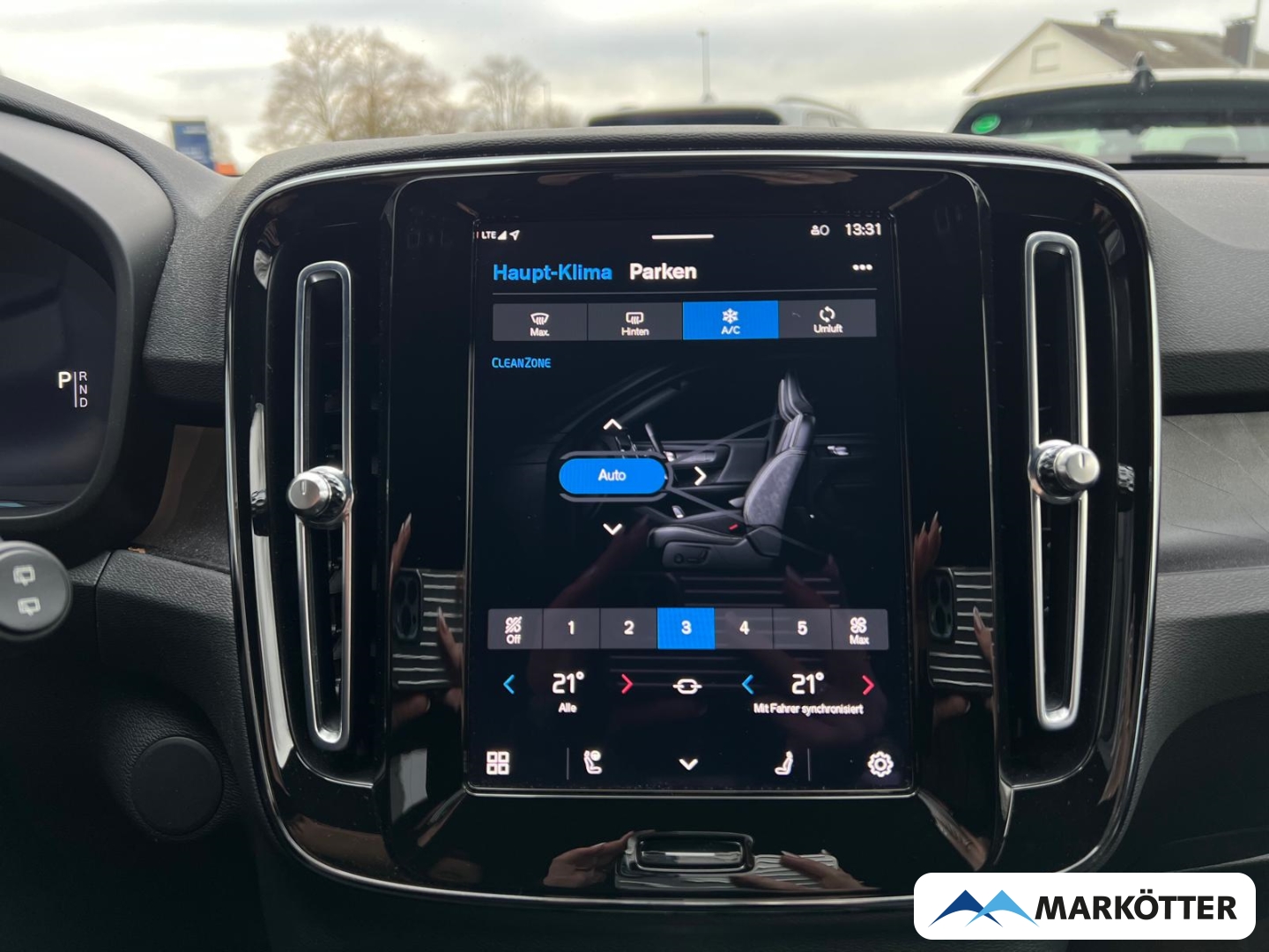 Fahrzeugabbildung Volvo XC40 Plus Recharge Pure 2WD ACC/CAM/WÄRMEPUMPE