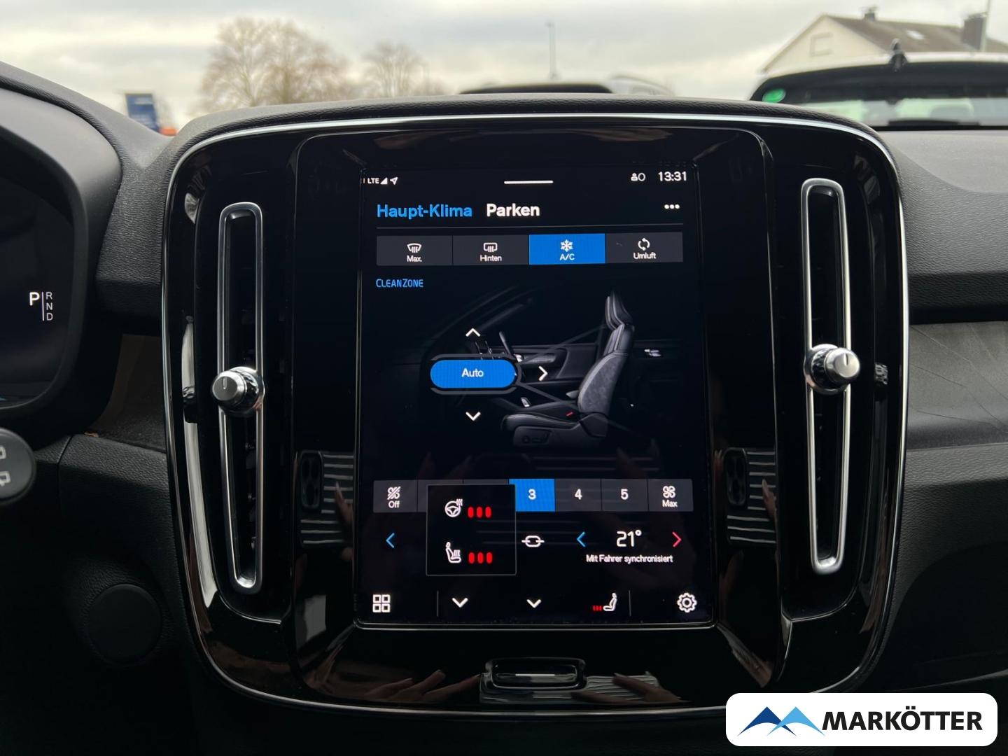 Fahrzeugabbildung Volvo XC40 Plus Recharge Pure 2WD ACC/CAM/WÄRMEPUMPE