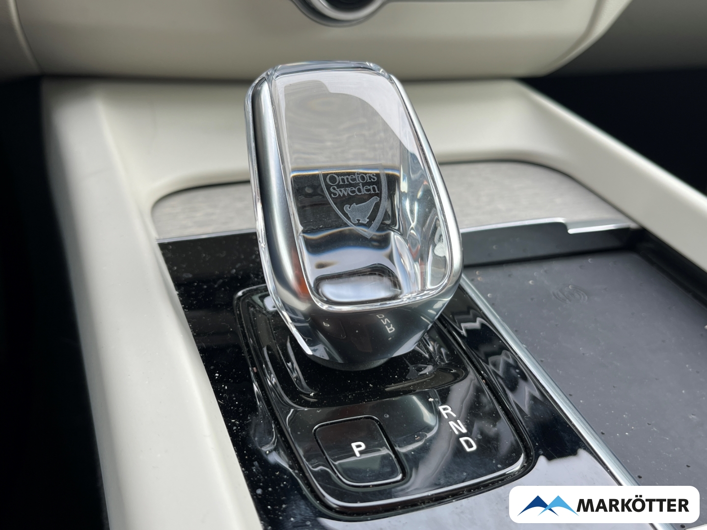 Fahrzeugabbildung Volvo XC60 B4 Inscription ACC/H&K/LenkradH/Kamera/19''