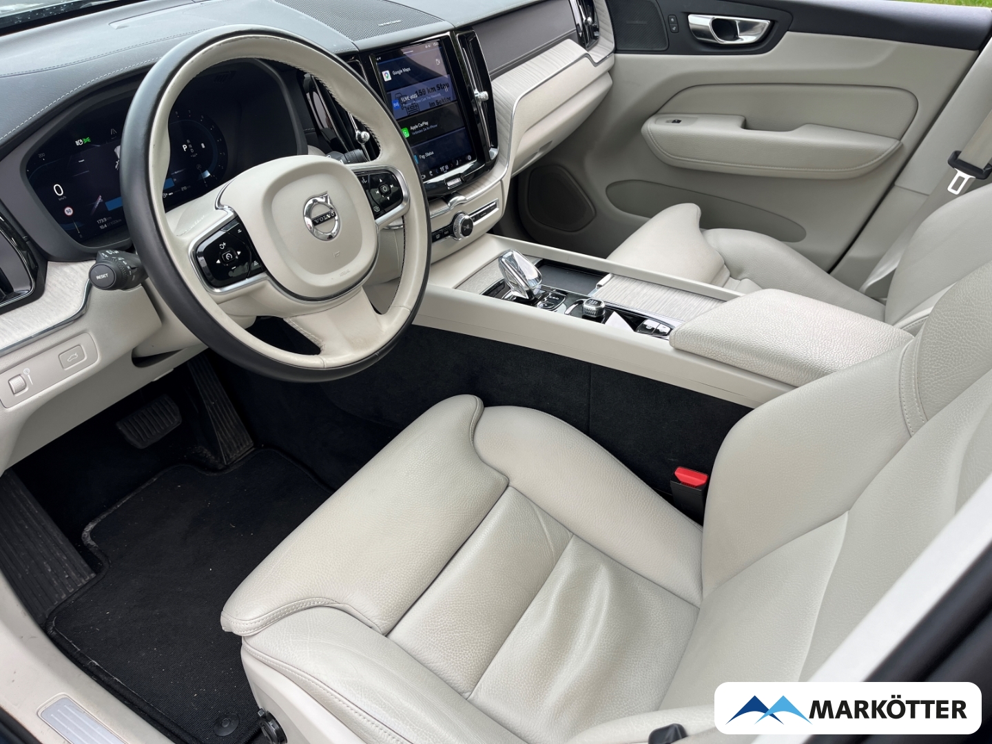 Fahrzeugabbildung Volvo XC60 B4 Inscription ACC/H&K/LenkradH/Kamera/19''
