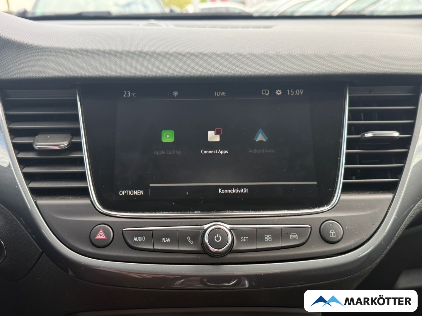 Fahrzeugabbildung Opel Crossland 1.2 Elegance Turbo BLIS/FSH/SHZ/NAVI