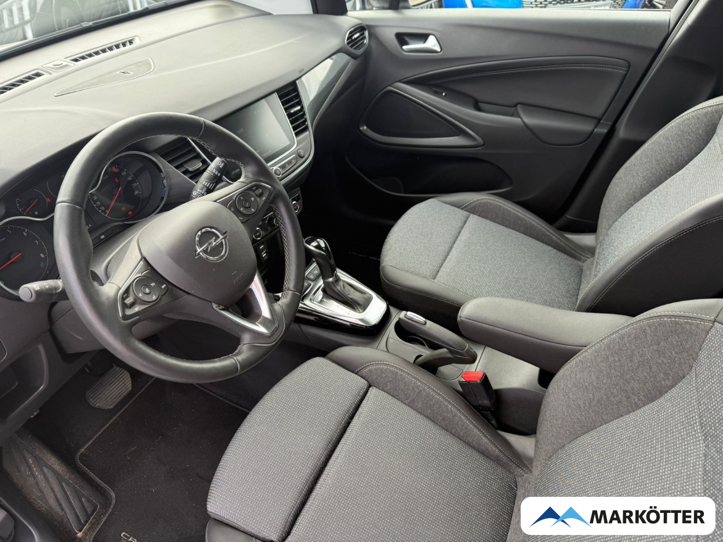 Fahrzeugabbildung Opel Crossland 1.2 Elegance Turbo BLIS/FSH/SHZ/NAVI