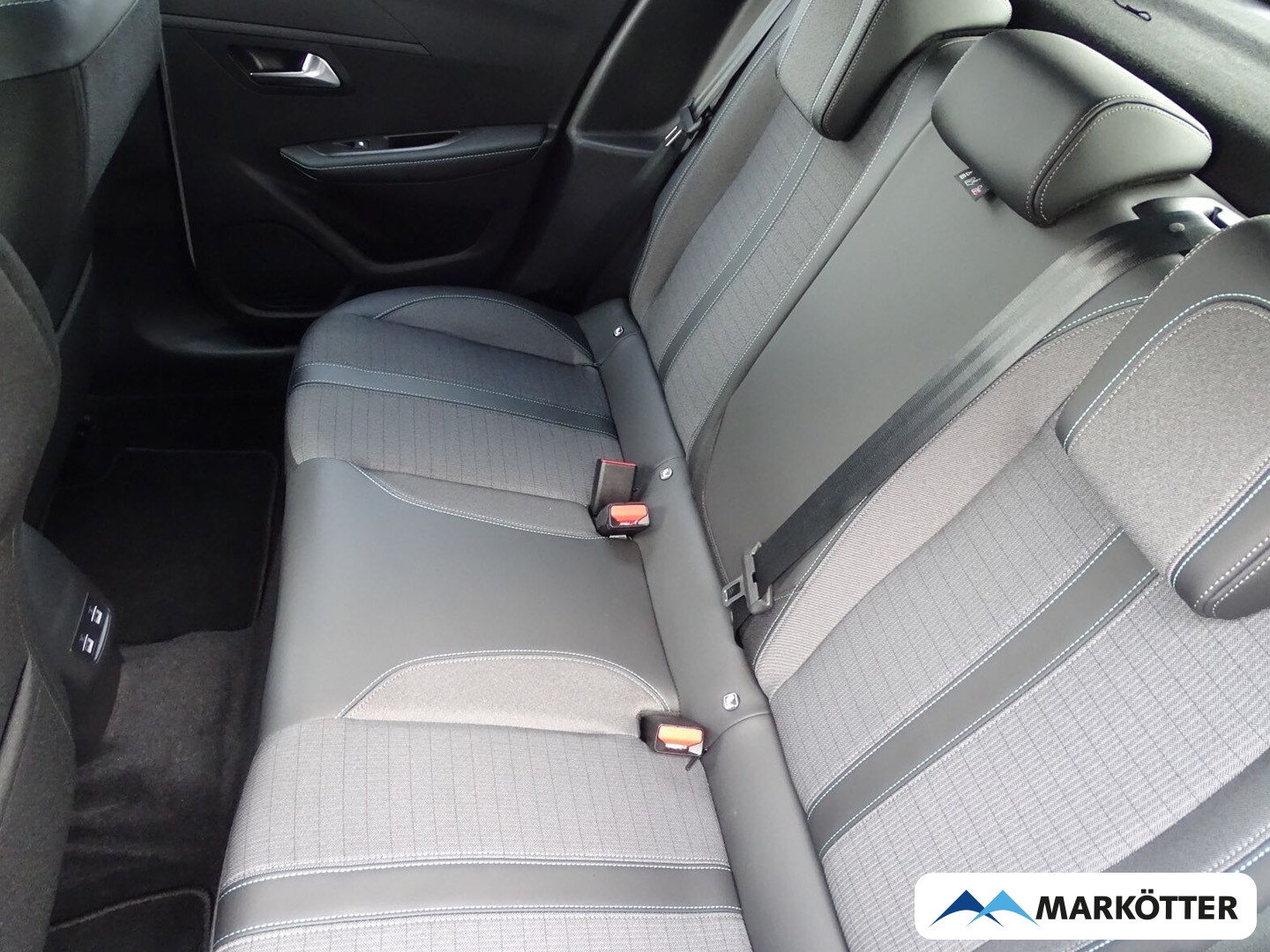 Fahrzeugabbildung Peugeot e-208 Allure Pack Gar. PDC/LED/SHZ/Navi