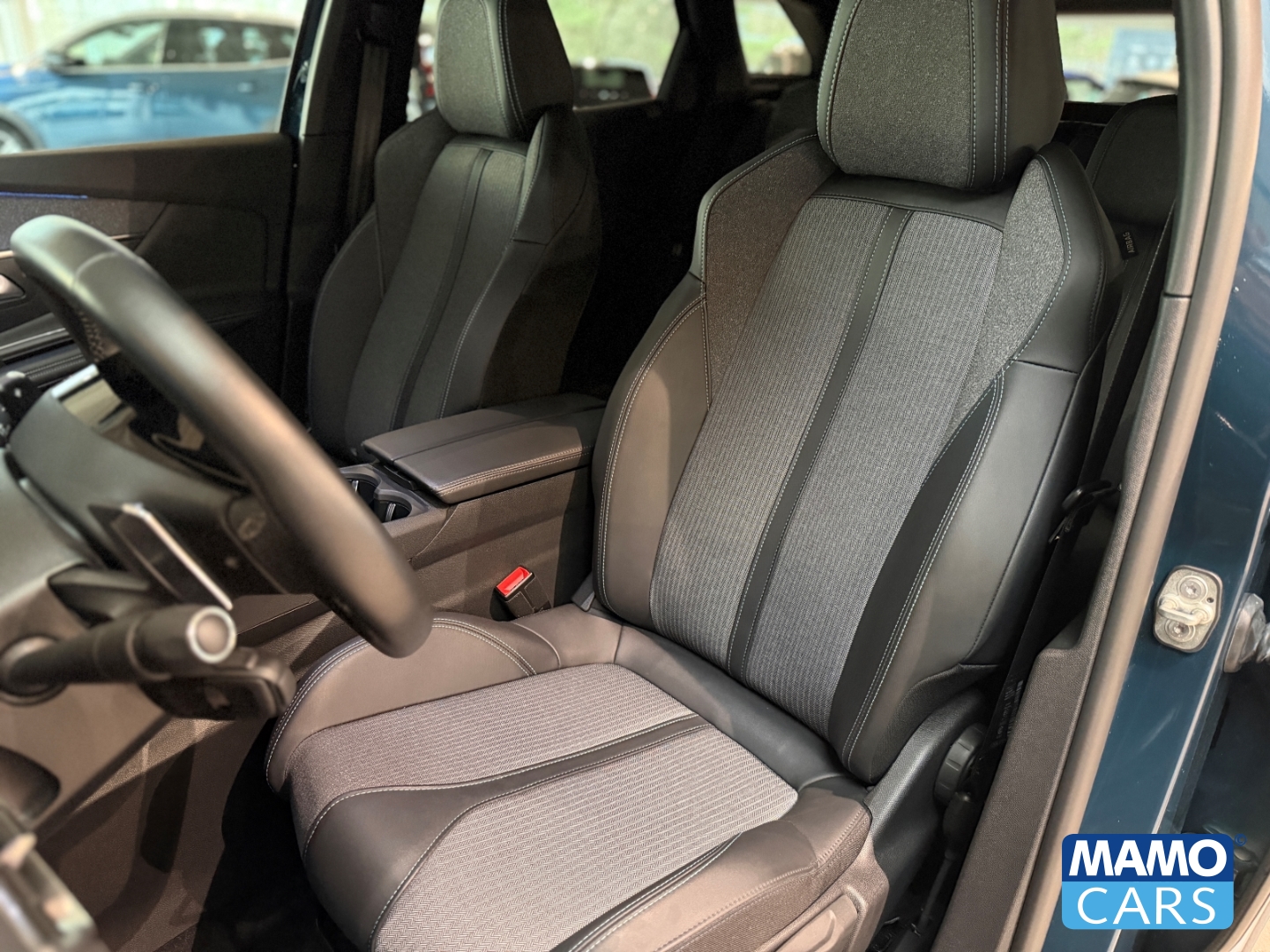 Fahrzeugabbildung Peugeot 3008 Allure Pack NAVI/SHZ/BLIS/CAM