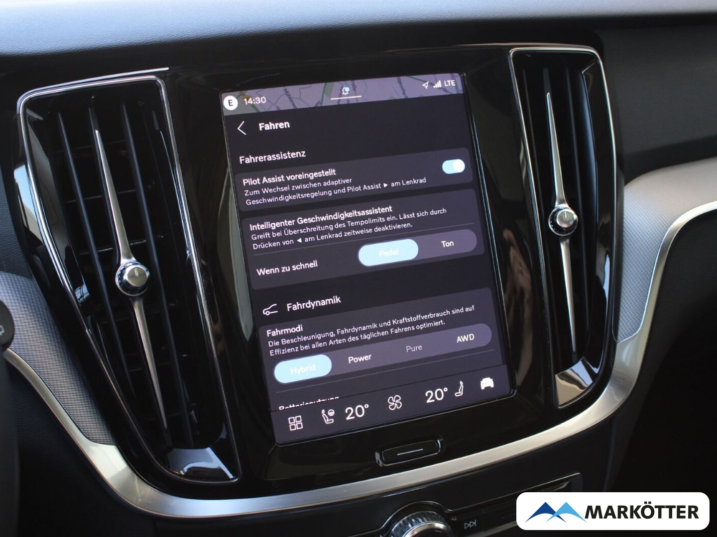 Fahrzeugabbildung Volvo V60 T8 AWD Plus Bright Recharge ACC/PANO/Head-UP