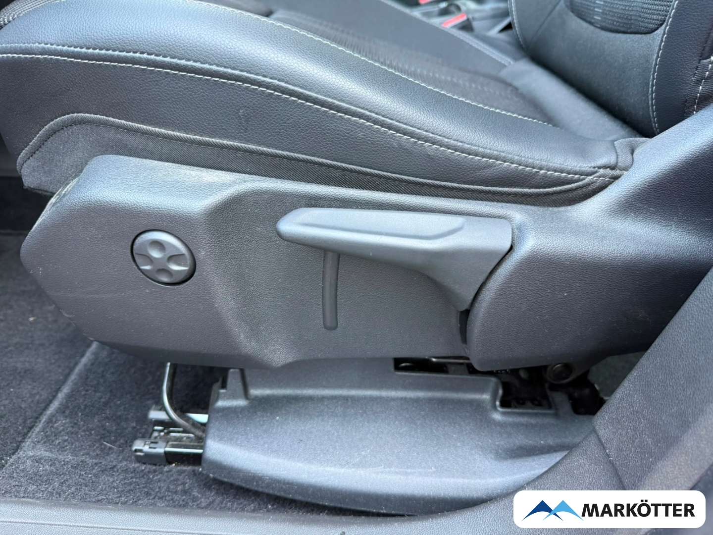 Fahrzeugabbildung Opel Grandland GS Line ACC/CARPLY/DAB/LED/PDC/SHZ/