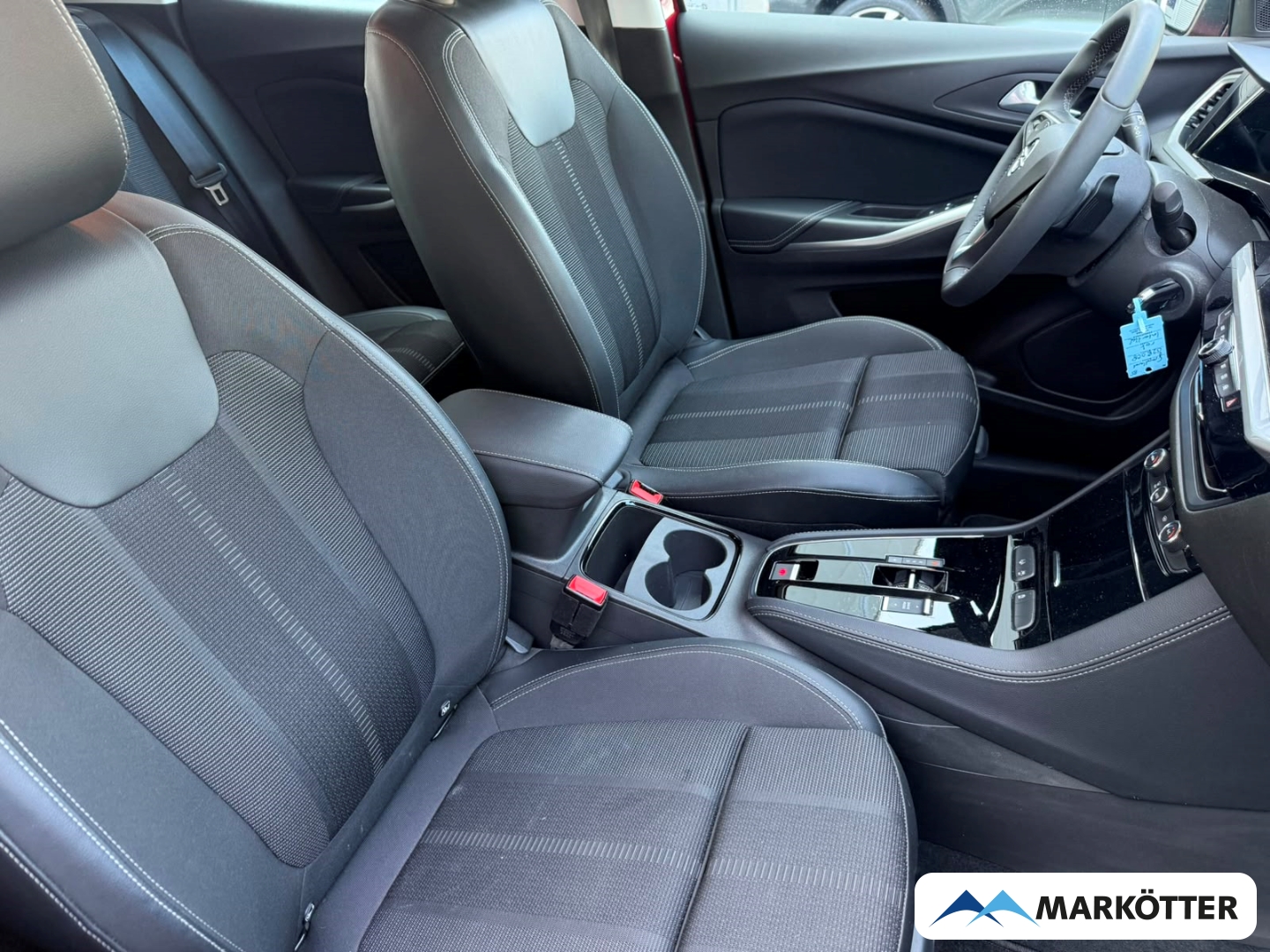 Fahrzeugabbildung Opel Grandland GS Line ACC/CARPLY/DAB/LED/PDC/SHZ/