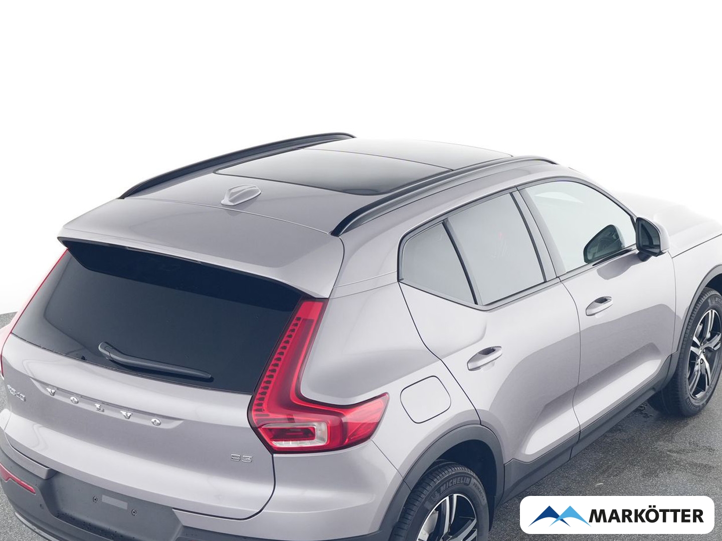 Fahrzeugabbildung Volvo XC40 Plus Dark 2WD/NAVI/LED/PDC/PANO/FSHZ/