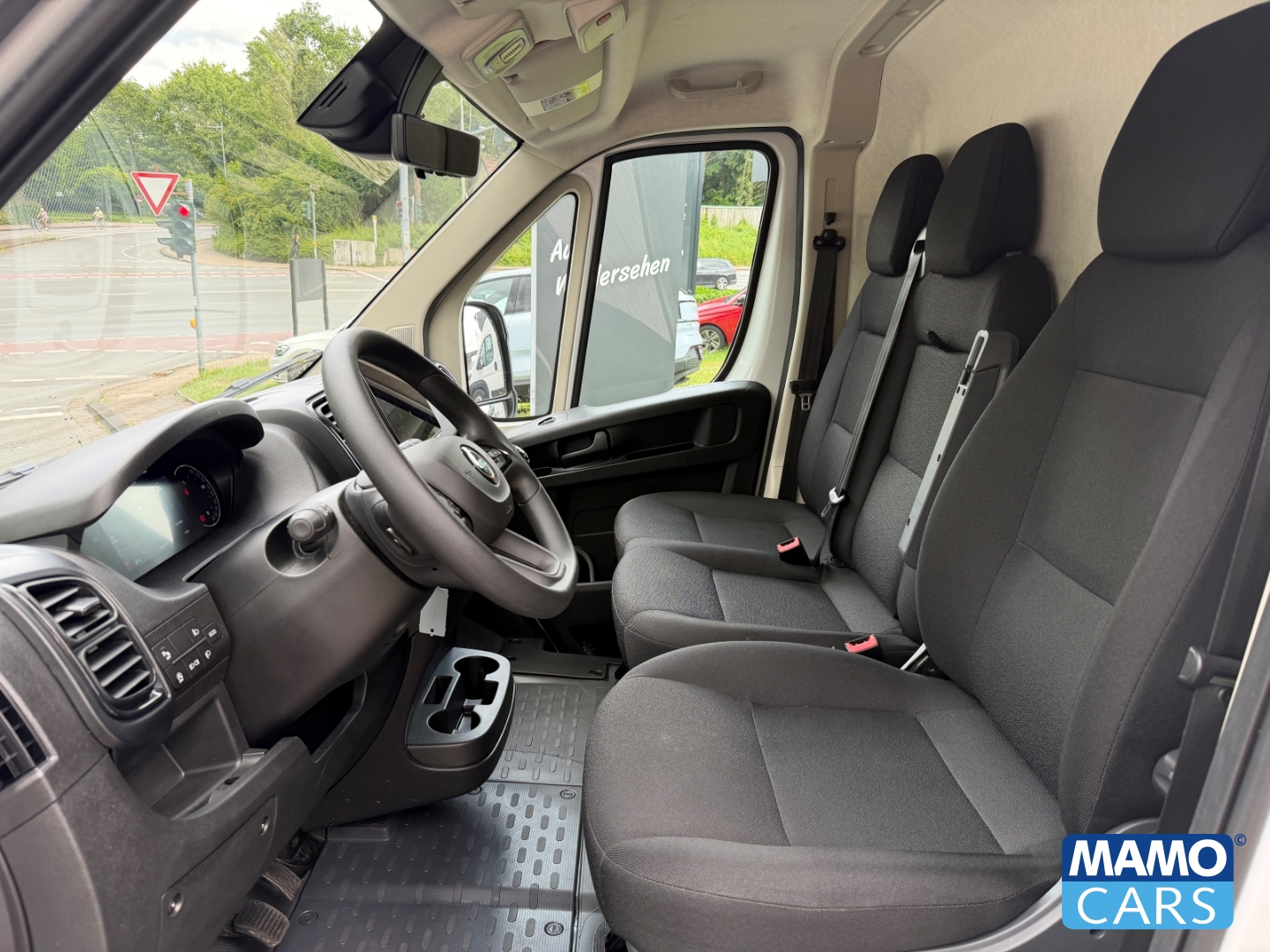 Fahrzeugabbildung Opel Movano Kasten 3.5t L4H2 BlueHDI180 BLIS/CAM/NAVI