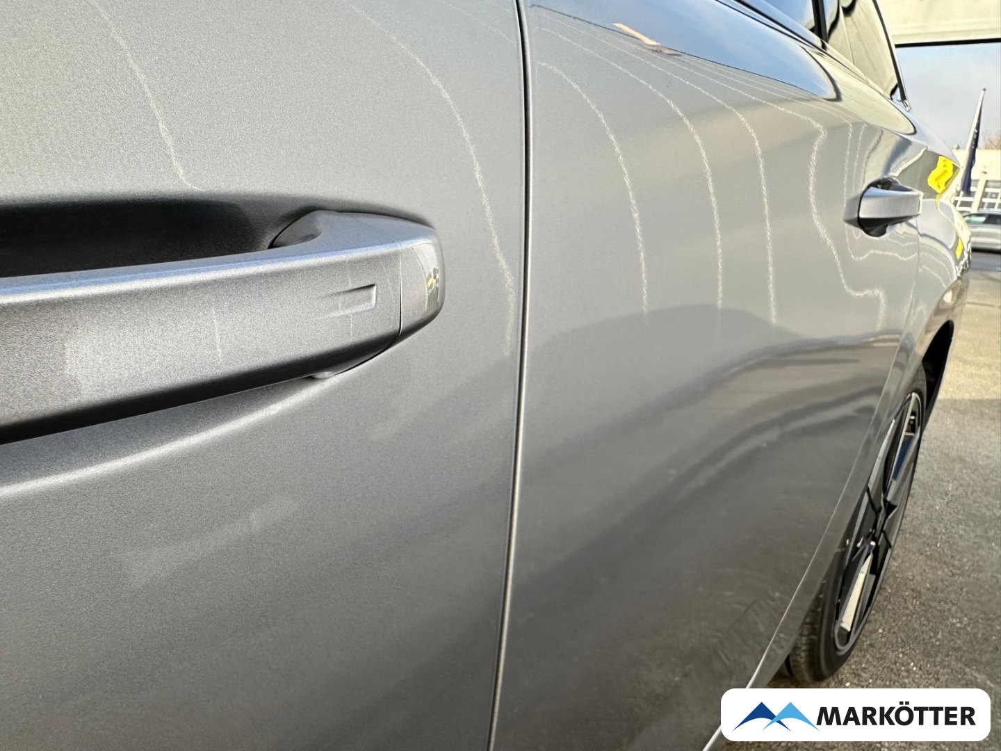 Fahrzeugabbildung Peugeot 308 Elektro GT SW 156 ACC/Memory/Massage