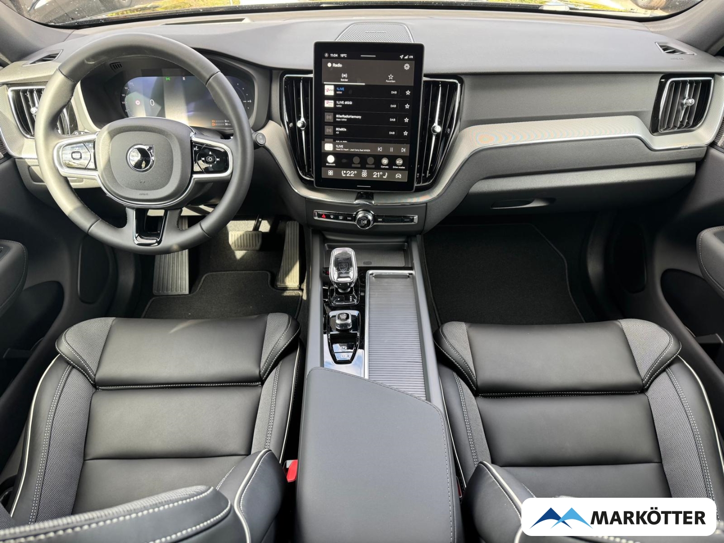 Fahrzeugabbildung Volvo XC60 T8 Plus Black Edition AWD Pano/Head-Up/360°