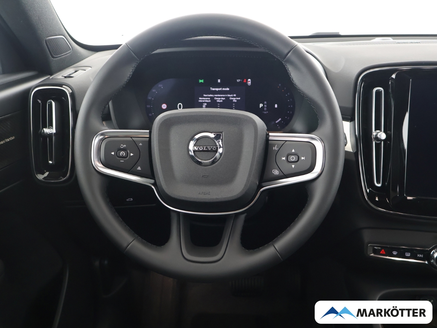 Fahrzeugabbildung Volvo XC40 B3 Plus Black Edition/Keyless/H&K/SHZ+LHZ