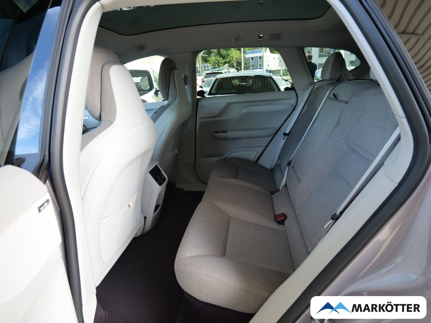 Fahrzeugabbildung Volvo EX60 P10 375kw/electric Ultra AWD/Pano/360°ab Q2 27