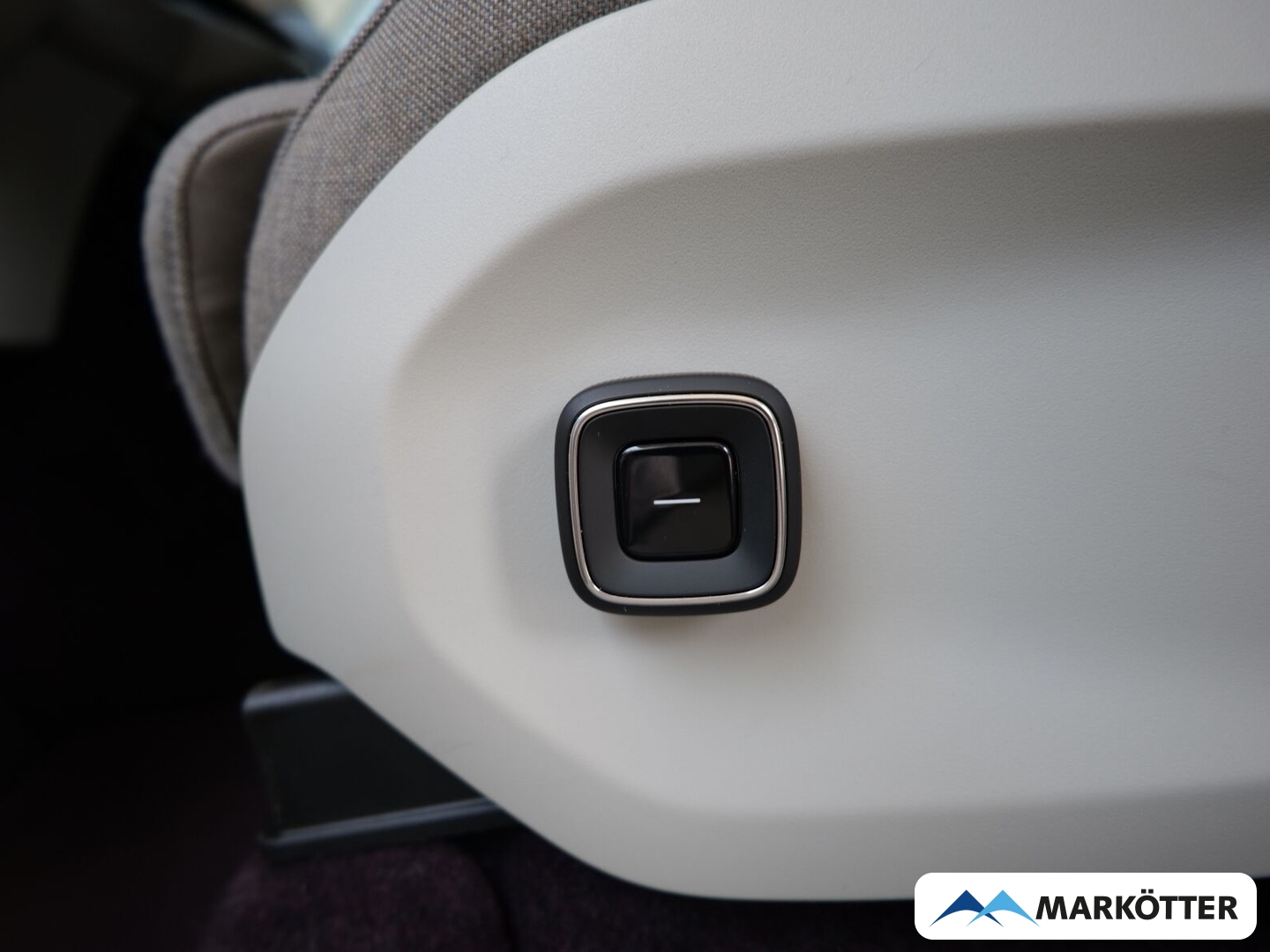 Fahrzeugabbildung Volvo EX60 P10 375kw/electric Ultra AWD/Pano/360°ab Q2 27